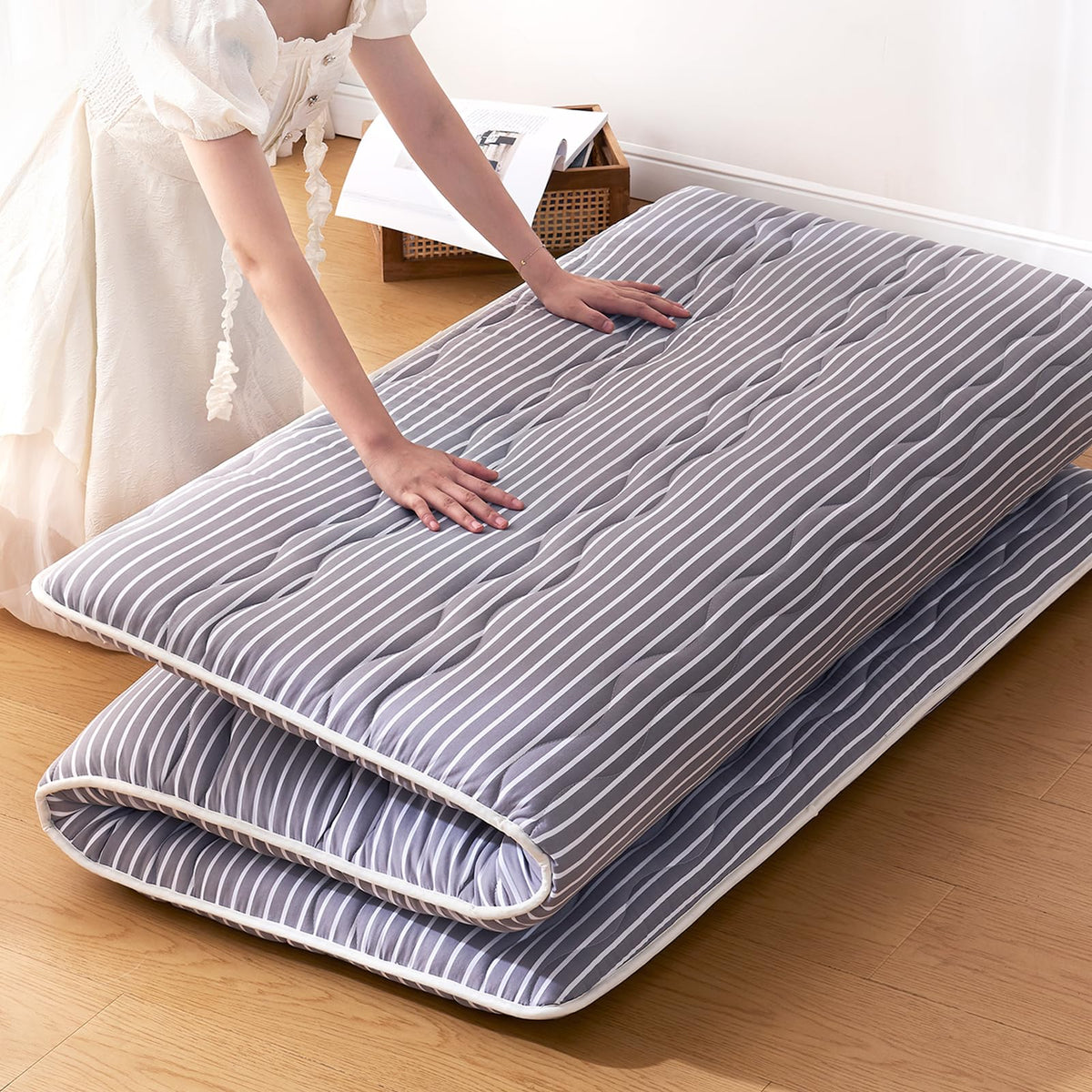 Premium Foam Japanese Floor Mattress Futon Mattress,100% High Density Comfortable Foam, Sleeping Pad, Portable Kids Adults Sleeping Mats for Guest Room, Dormitory, Twin (80" X 39")