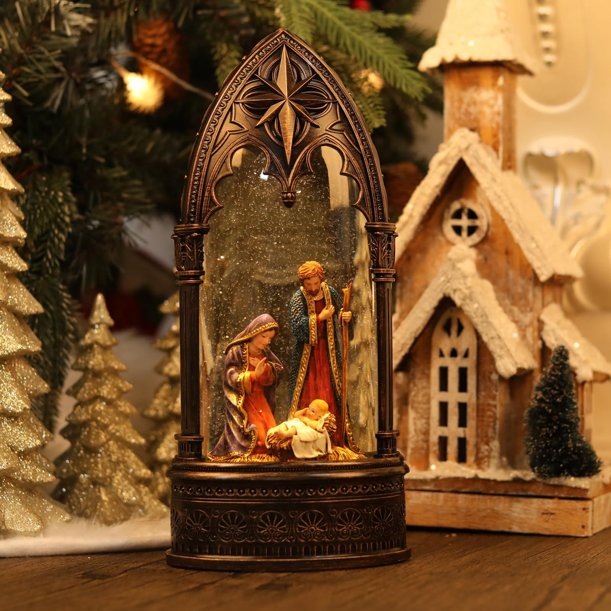 Nativity Scene Snow Globe Christmas Decorations Lantern, Glittering Lighted Plug-in, 3 AA Battery Operated & USB Powered, Time Travel Snow Globe Lantern for Christmas Home Decoration and Gift